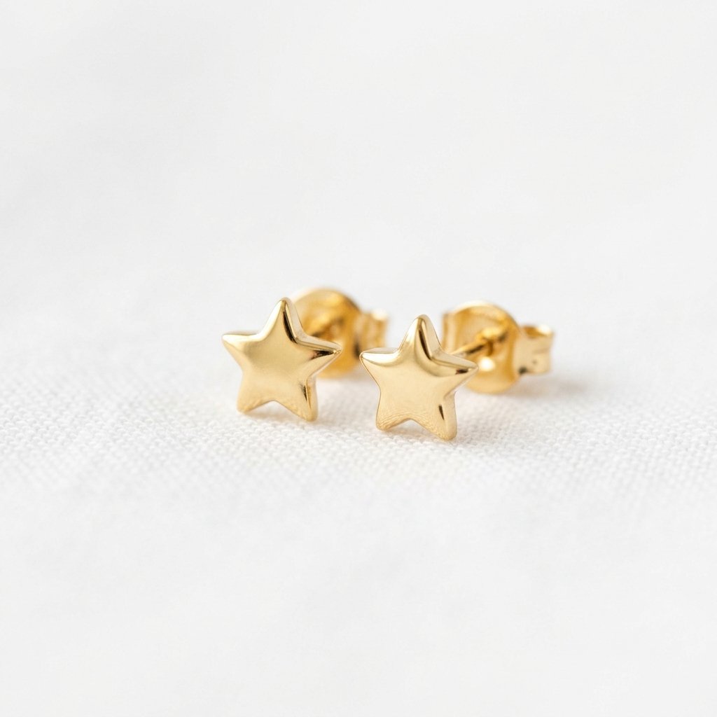 Gold Nose Pin — Floral Design